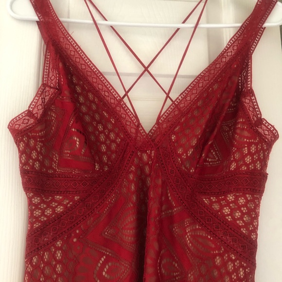 Guess NWOT Long Red Net Dress - Picture 13 of 16